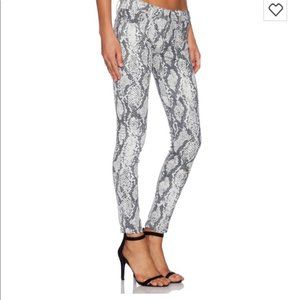 DL1961 Women's Skinny Jeans - Black and White Snake Print